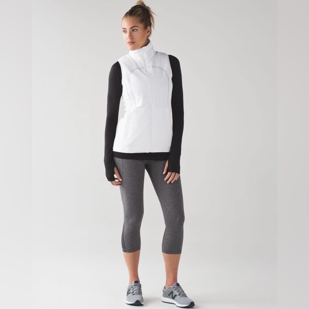 Lululemon Free Runner Crop Heathered Gray Luxtreme Leggings | Size 4